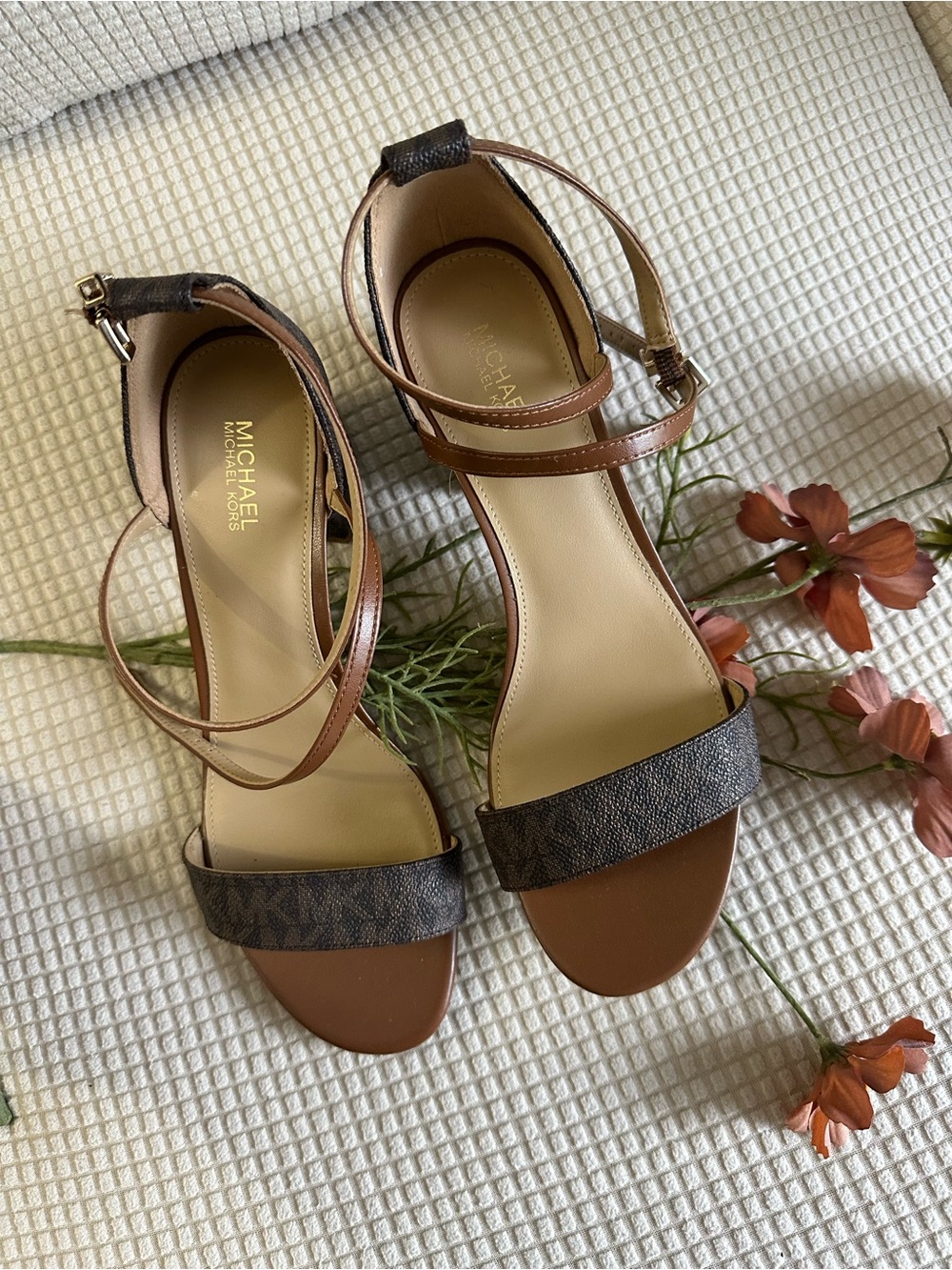 Michael Kors Brown and Dark Brown Logo Ankle-Strap Sandals size 7 - Picture 1 of 3